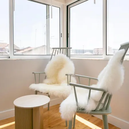 Apartament Amazing River View 2 Bdr, 2 Bath *