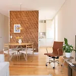 Amazing River View 2 Bdr, 2 Bath Apartamento